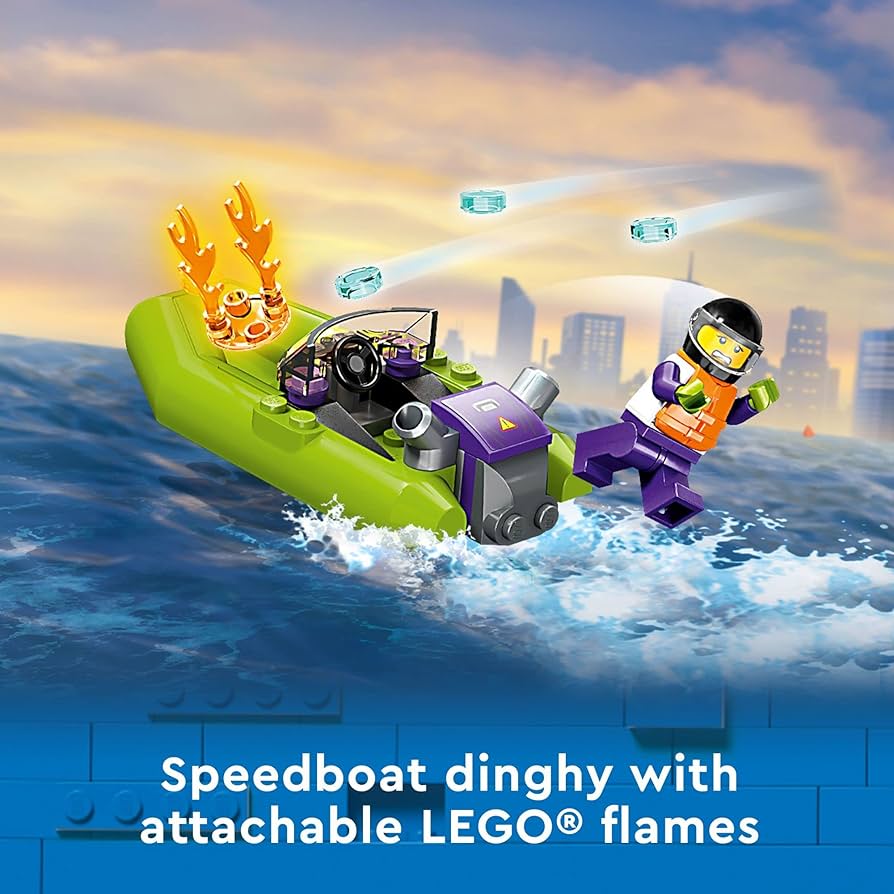 REACH【CD＆Blu-ray】 LEGO® Town Sets: City 60373 Fire Rescue Boat NEW-60373